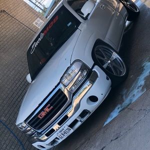 Meet your Posher, Santiago